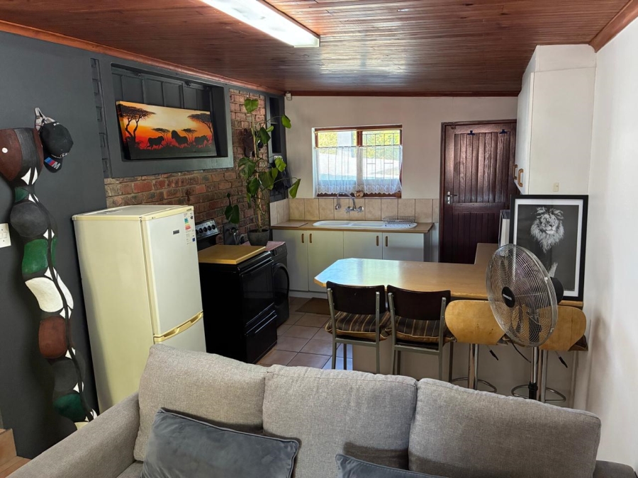 7 Bedroom Property for Sale in Heather Park Western Cape